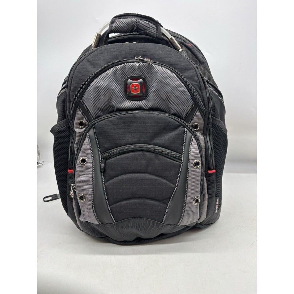 Wenger SWISS GEAR Synergy Pro 16 inch Laptop Backpack Black & Gray Excellent